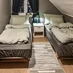 בית נופש 3 Bedroom Beautiful In *