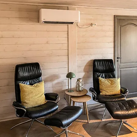 3 Bedroom Beautiful In בית נופש Sirevåg